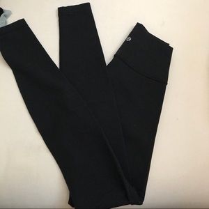 Lulu lemon High rise Wonder Under 4 Tall